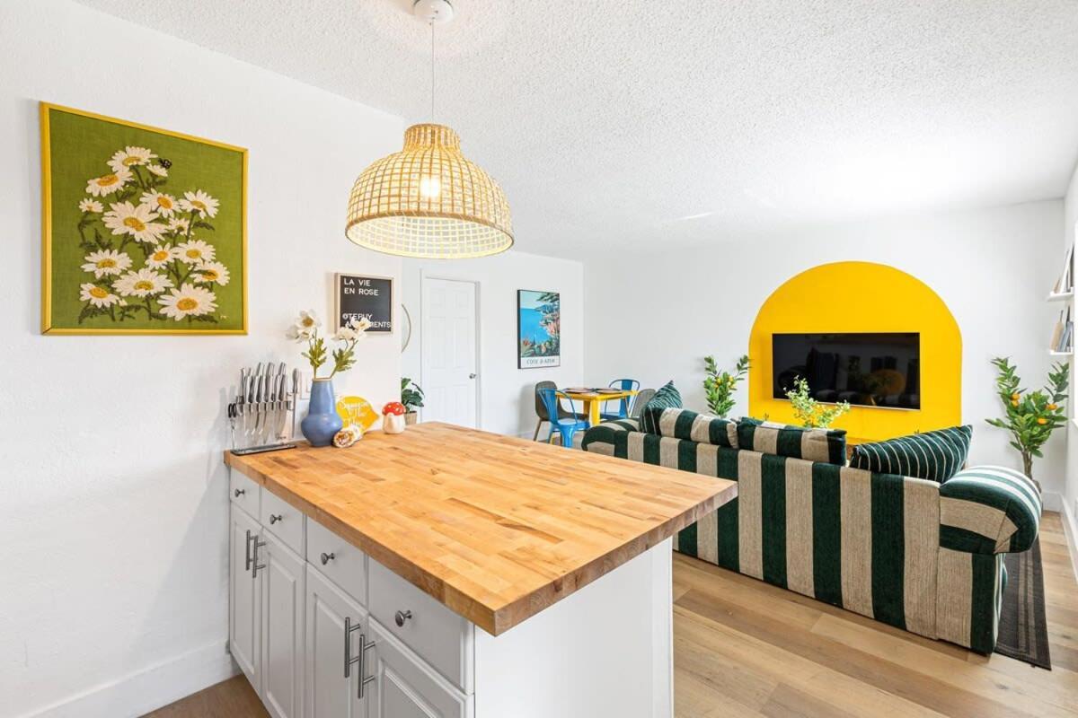 Lovely 2 Bedroom Condo In Sailboat Bend Fort Lauderdale Exteriör bild