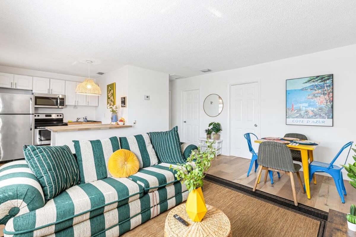Lovely 2 Bedroom Condo In Sailboat Bend Fort Lauderdale Exteriör bild